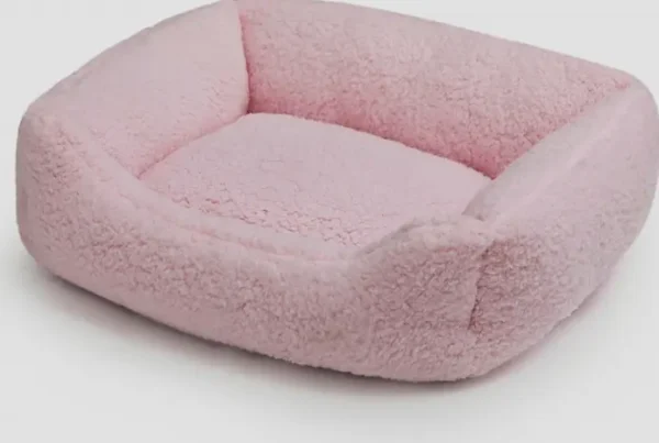 Hollypet's Self-Heated Fleece Dog Cushion for Tiny Animals