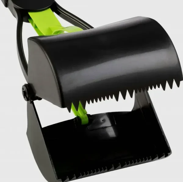 Collapsible Pooper Scooper for Animals - Ergonomic Handle